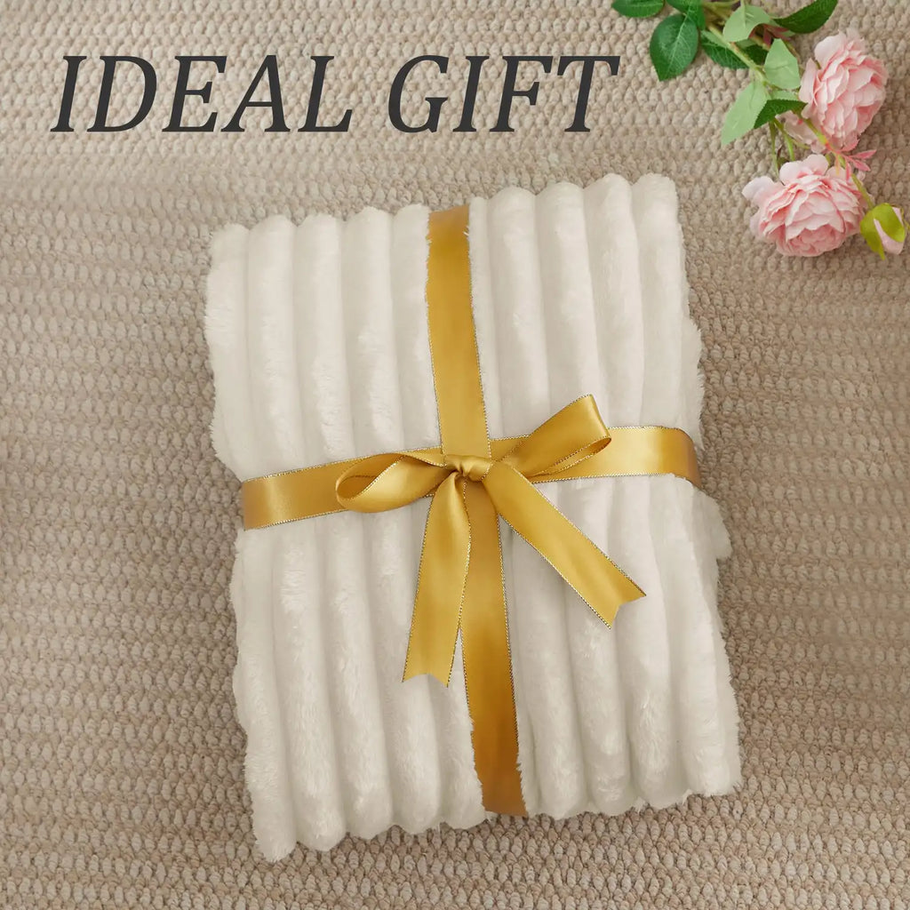 Textured Ribbed Fleece Throw Blanket – 300GSM Striped Plush