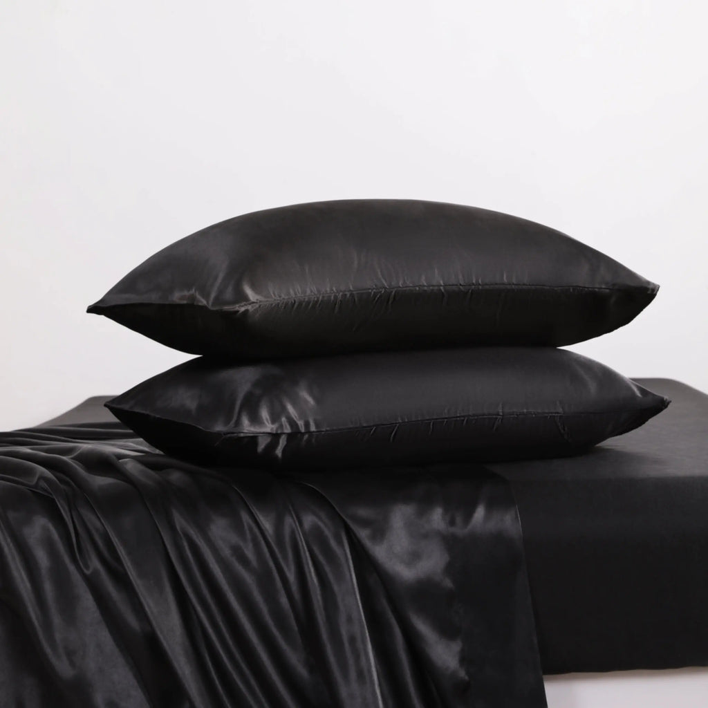 4-Piece Satin Bedding Set – Ultra-Soft Silky Sheets with Envelope Pillowcases, OEKO-TEX Certified Luxury Bedding, Gentle on Acne-Prone Skin
